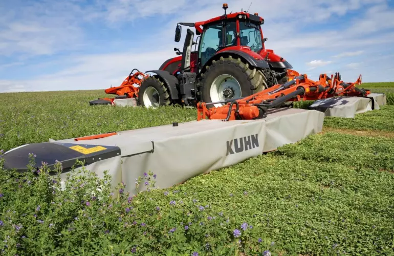 The GMD 15030 has been voted FARM MACHINE 2026 | KUHN
